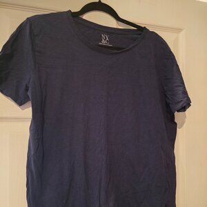 New York and Company L side slit tshirt